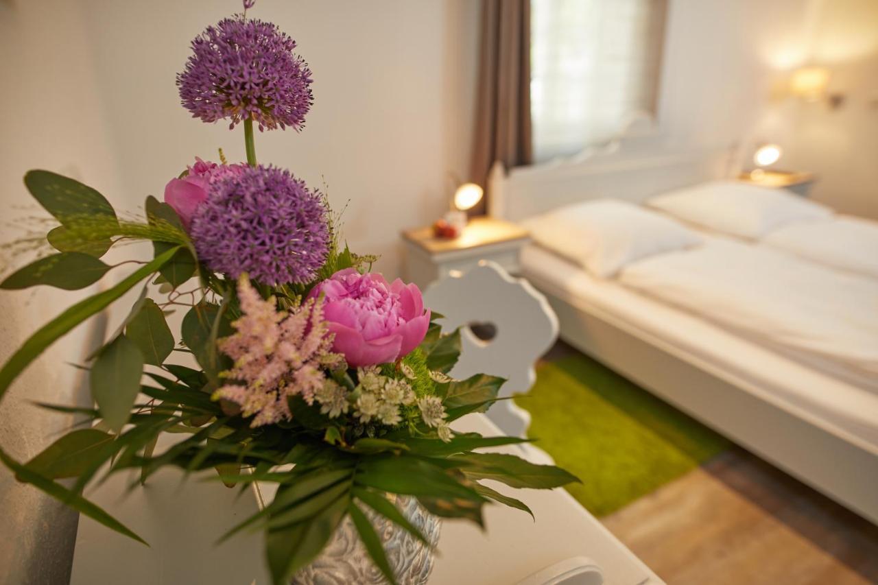 Hotel Landgraf Schwalmstadt Esterno foto
